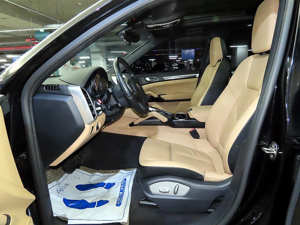 Porsche Cayenne - Vista 6