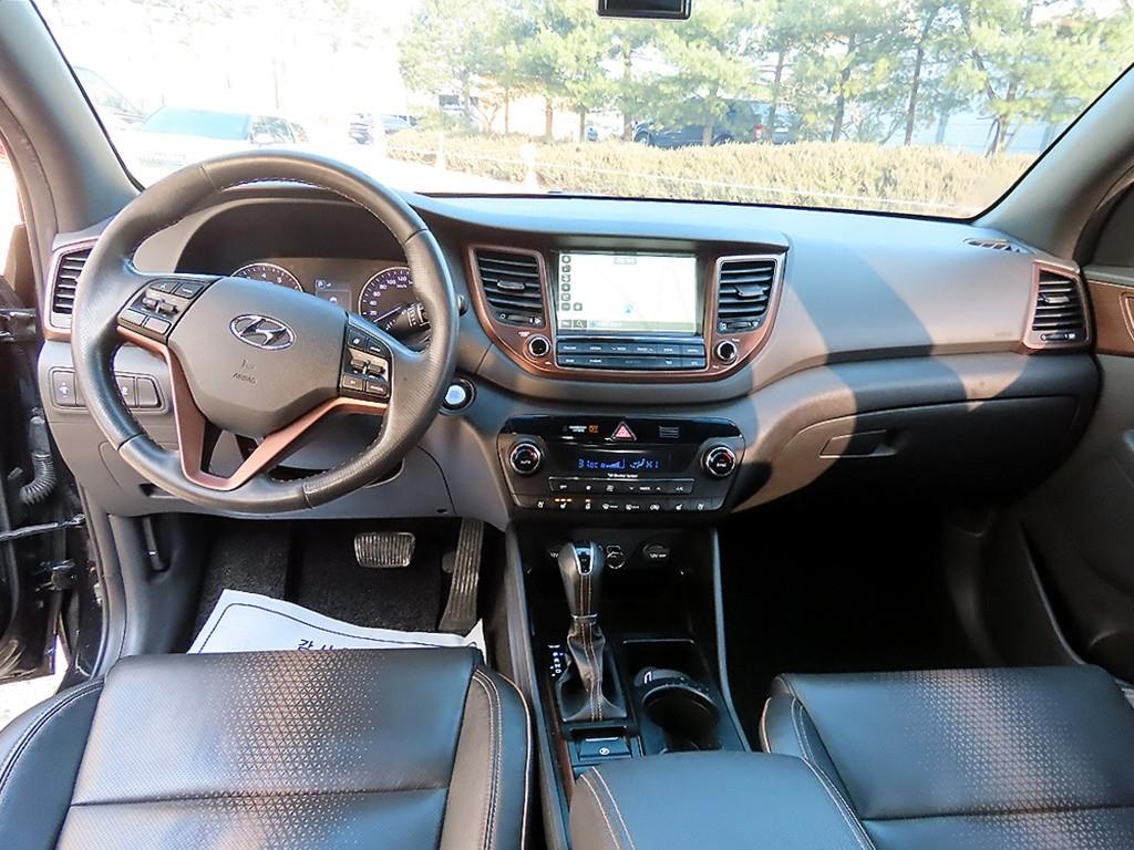 HYUNDAI Tucson - Vista 7