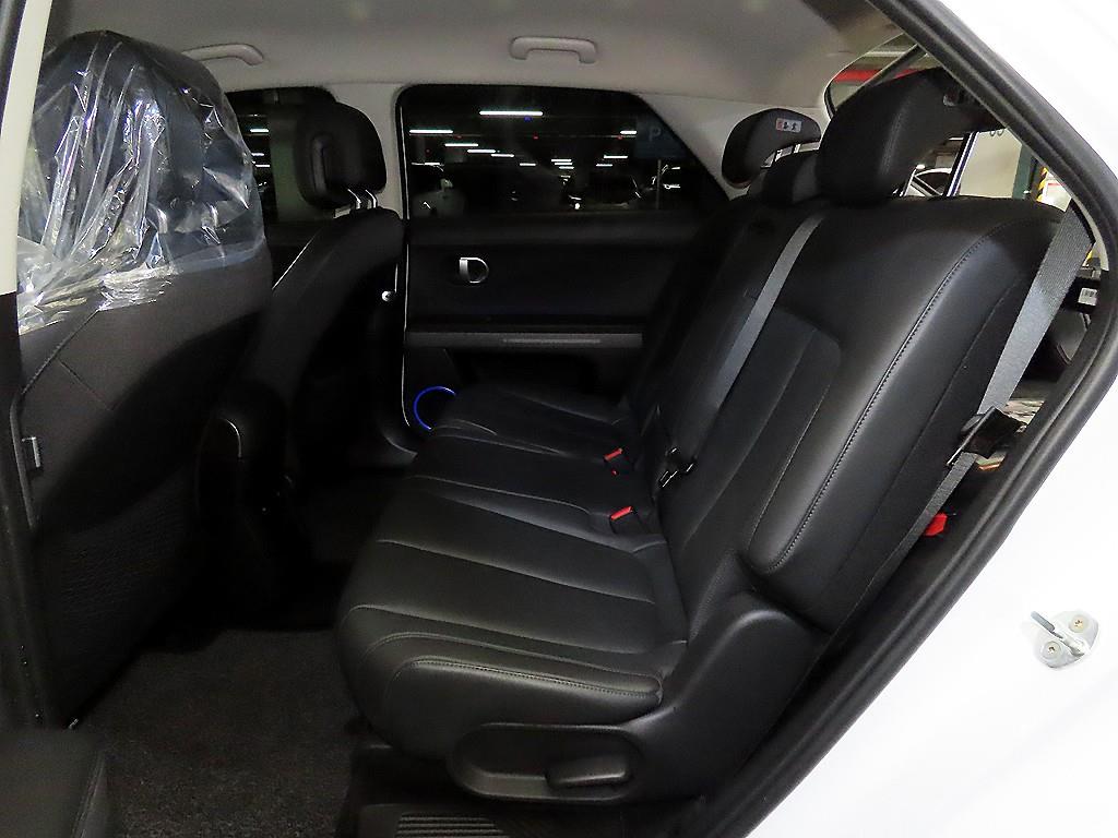 HYUNDAI Ioniq 5 - Vista 7