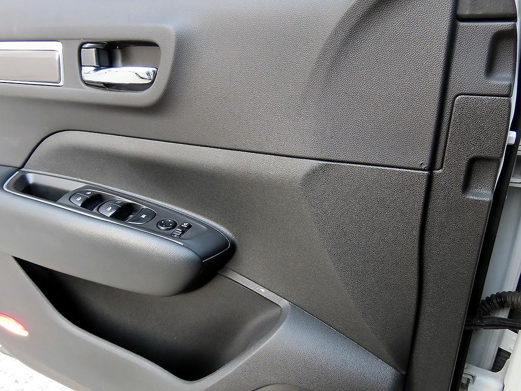 SAMSUNG QM6 - Vista 11