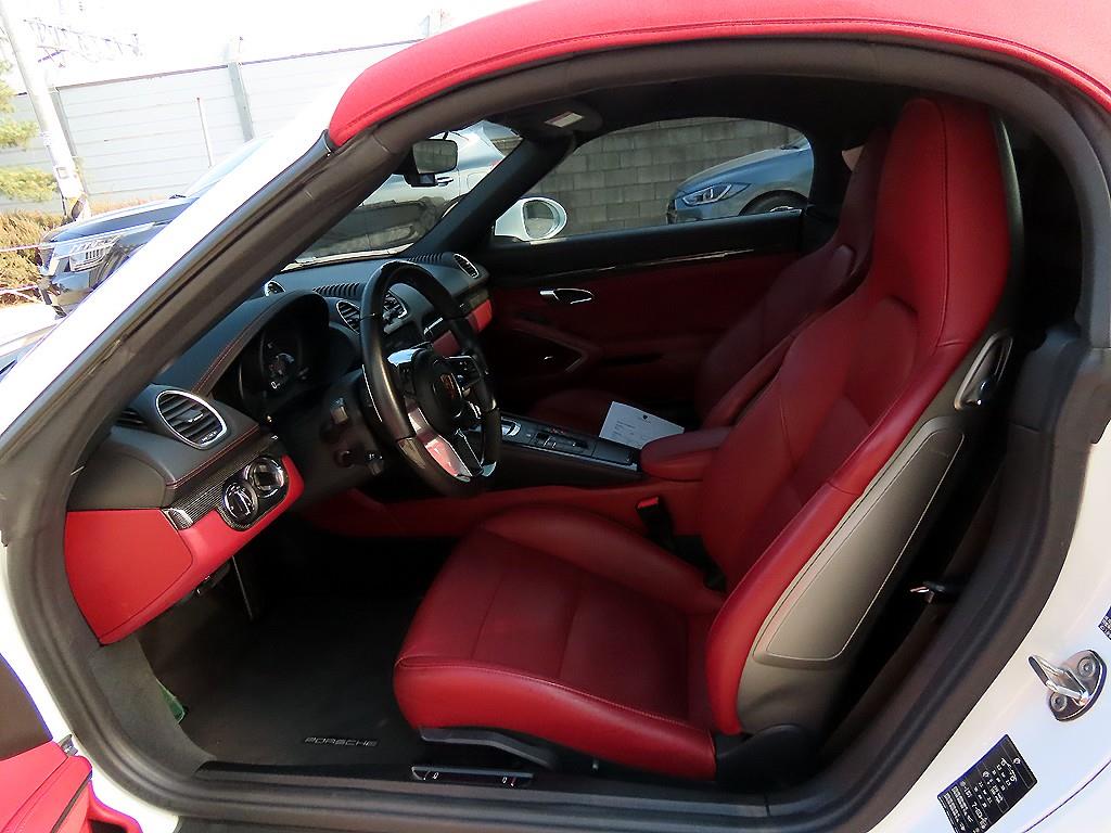 Porsche 718 - Vista 9