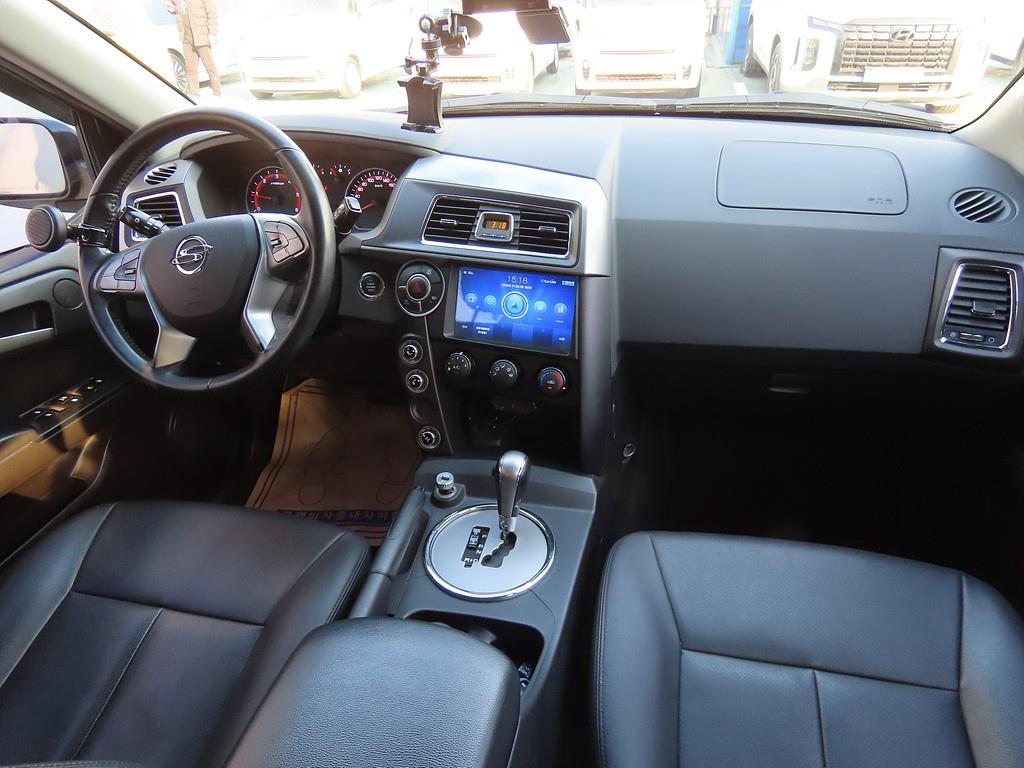 Ssangyong Korando - Vista 5