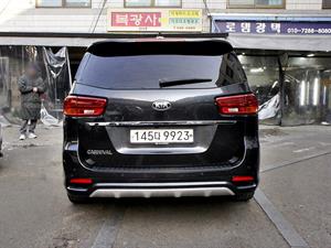 KIA Carnival - Vista 6