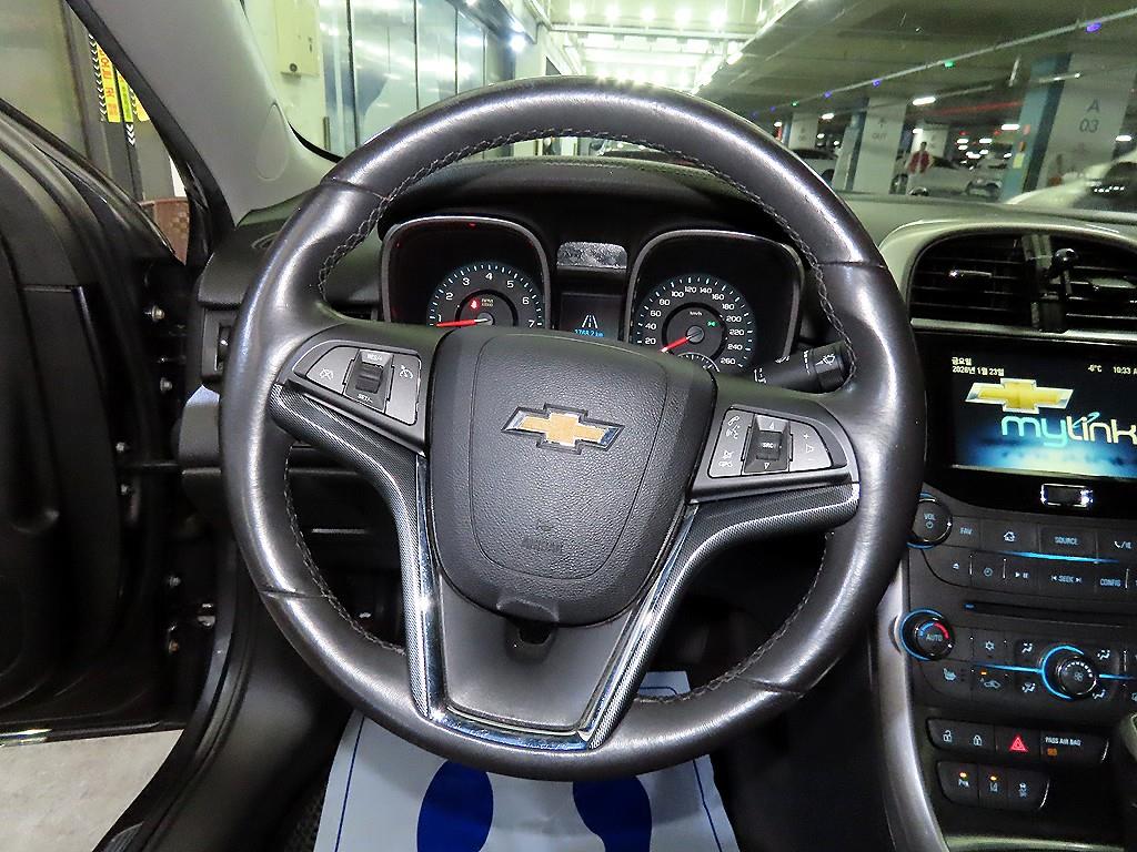 Chevrolet Malibu - Vista 8