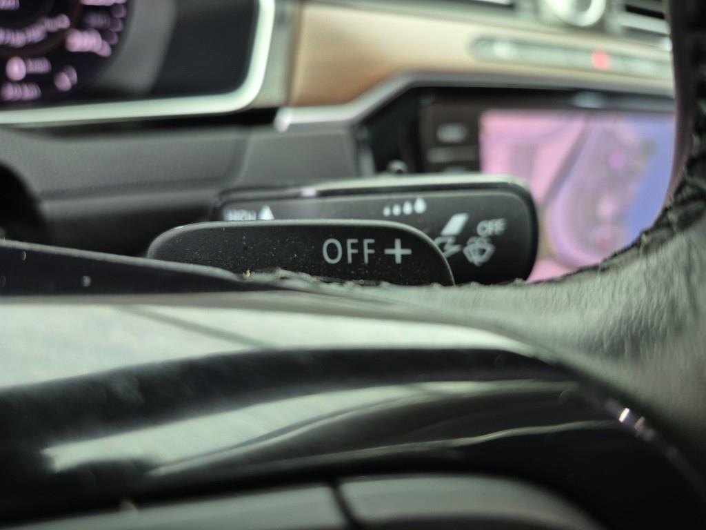 Volkswagen Passat 2018 Gris - Importación desde Corea - HF Imports Iquique - Foto 18