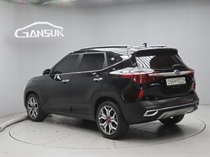 KIA Seltos - Vista 6