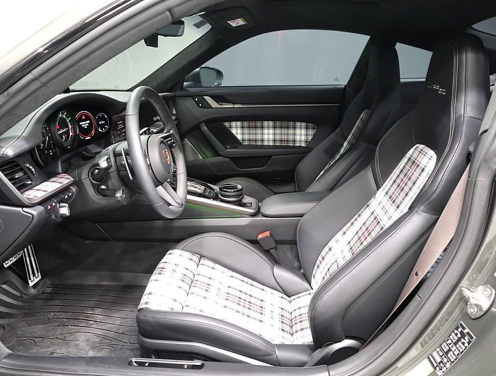 Porsche 911 - Vista 9