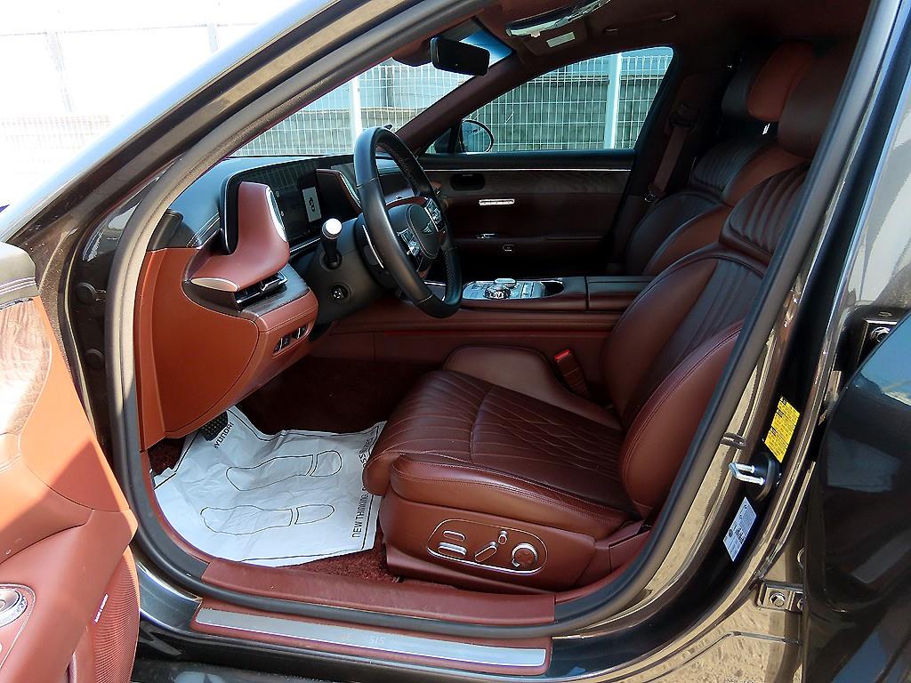 Genesis G90 - Vista 5