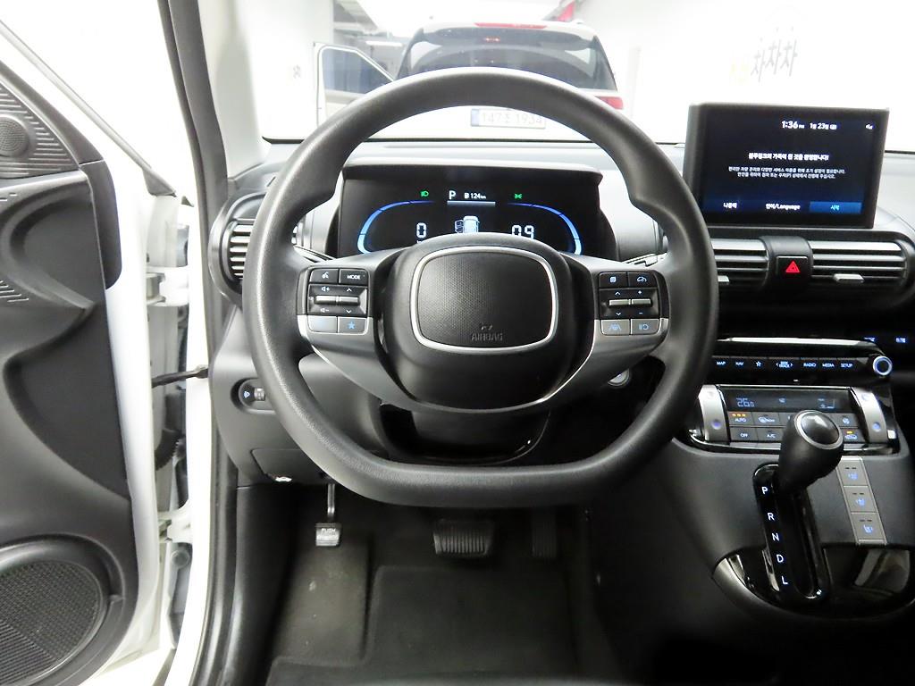 HYUNDAI Casper - Vista 8