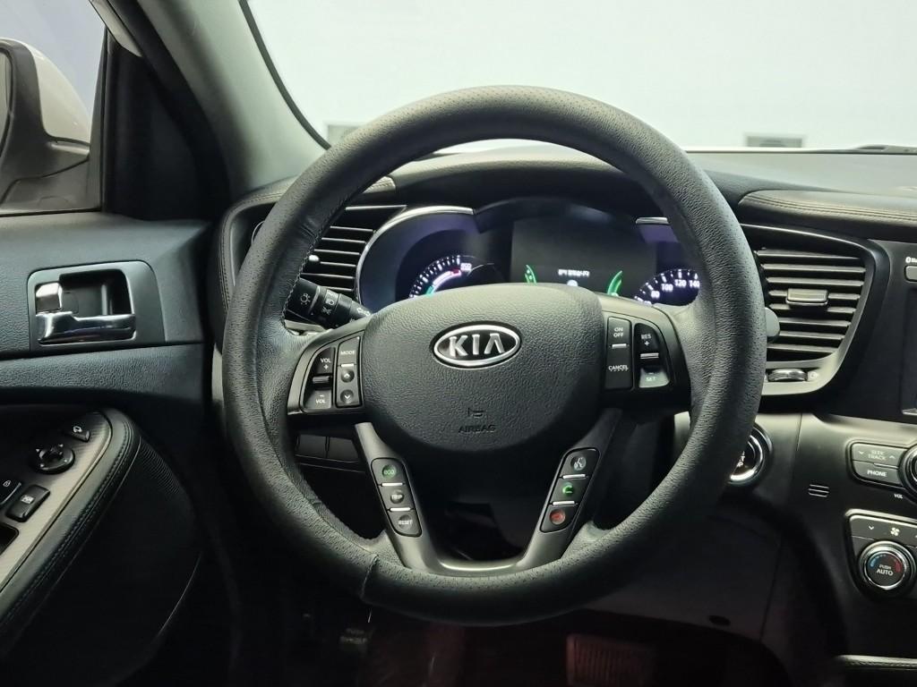 KIA K5 - Vista 9