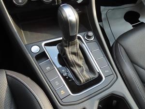 Volkswagen Jetta - Vista 12