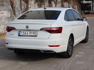 Volkswagen Jetta - Vista 6