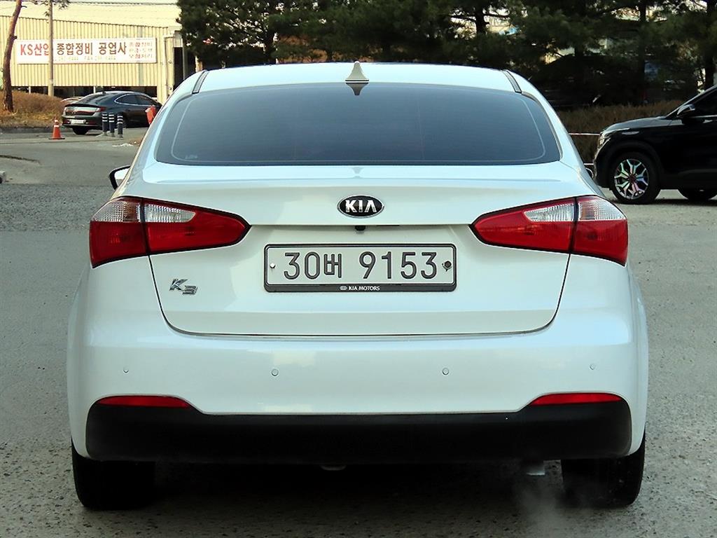 KIA K3 - Vista 4
