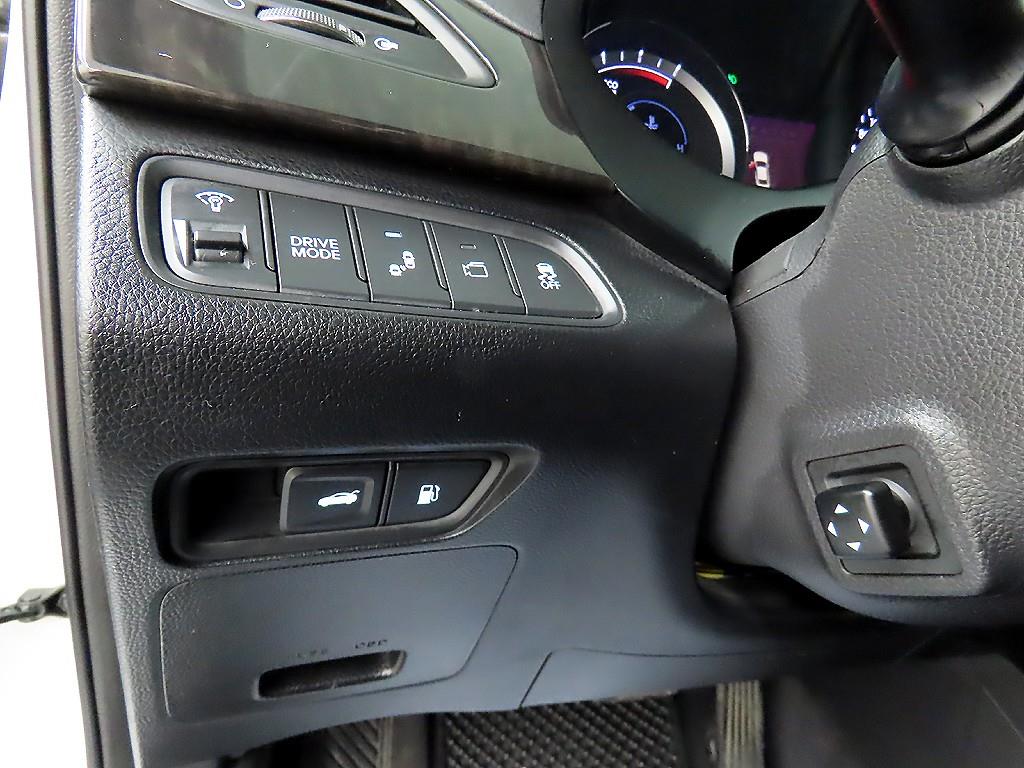 HYUNDAI Grandeur 2016 Blanco - Importación desde Corea - HF Imports Iquique - Foto 13