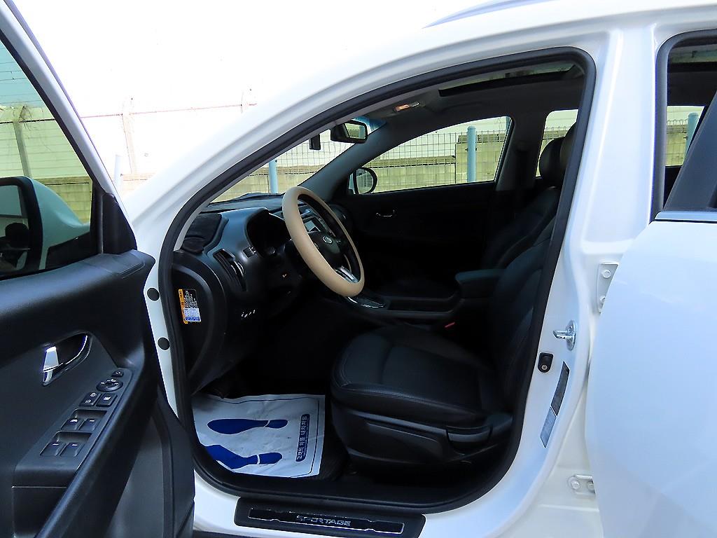 KIA Sportage - Vista 5