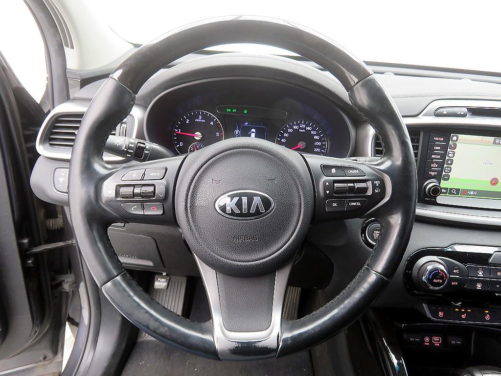 KIA Sorento - Vista 11
