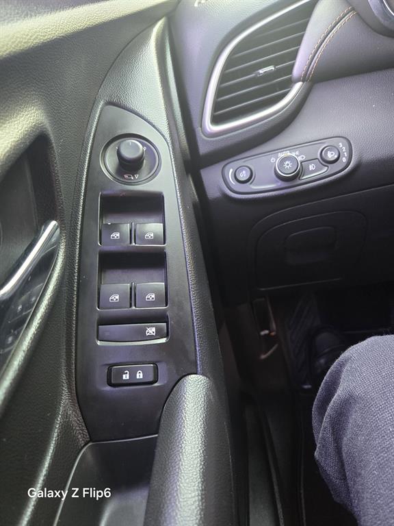 Chevrolet Trax 2019 Negro - Importación desde Corea - HF Imports Iquique - Foto 14