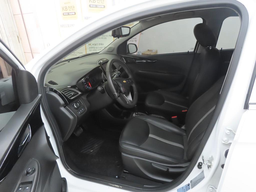 Chevrolet Spark - Vista 5