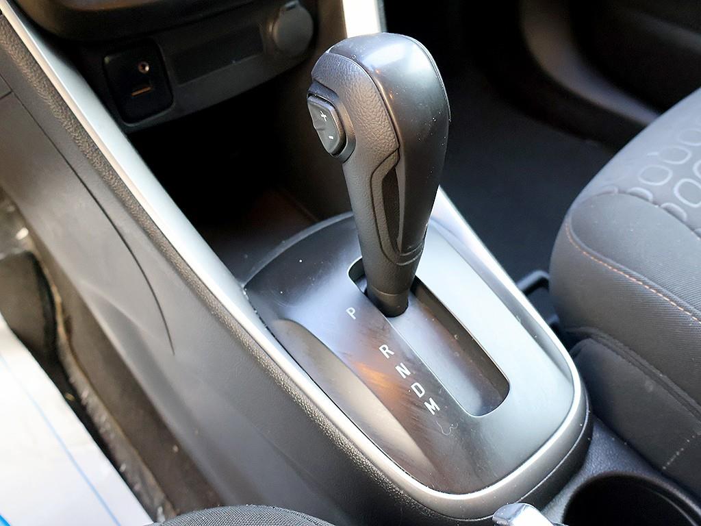 Chevrolet Trax 2019 Blanco - Importación desde Corea - HF Imports Iquique - Foto 7