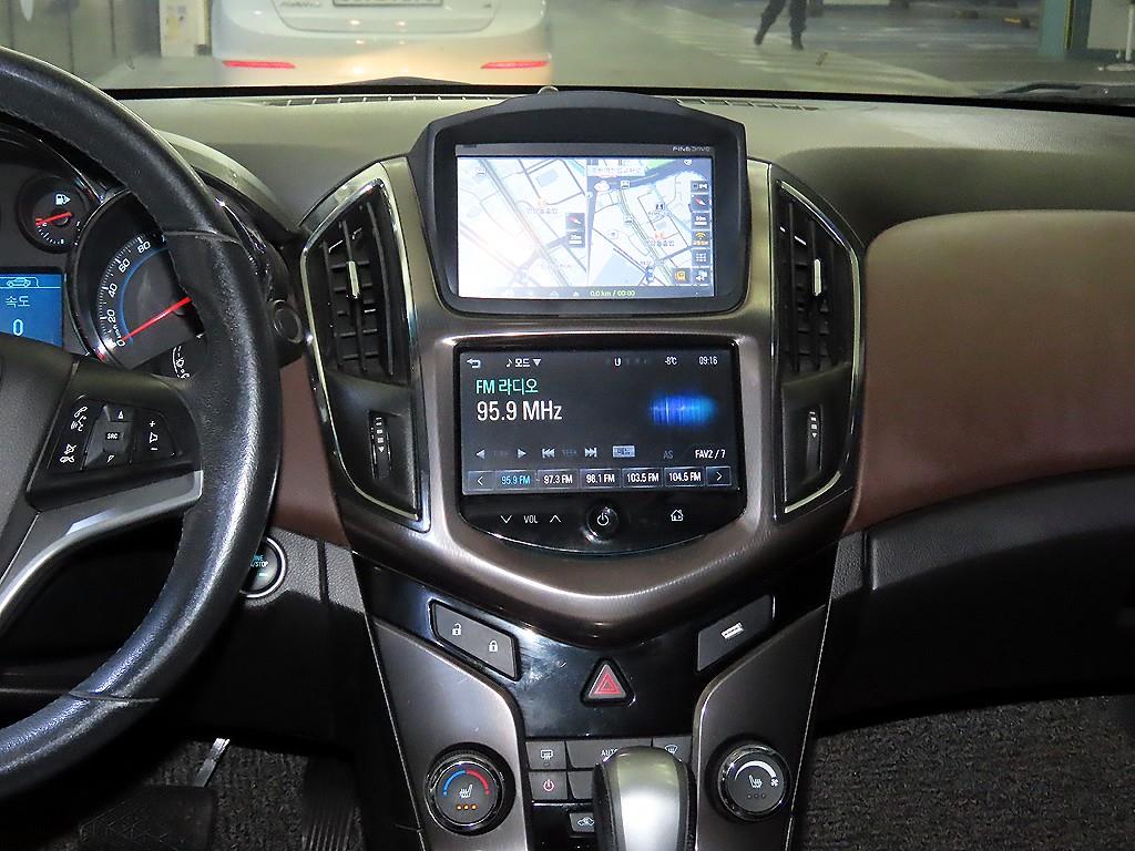 Chevrolet Cruise - Vista 11