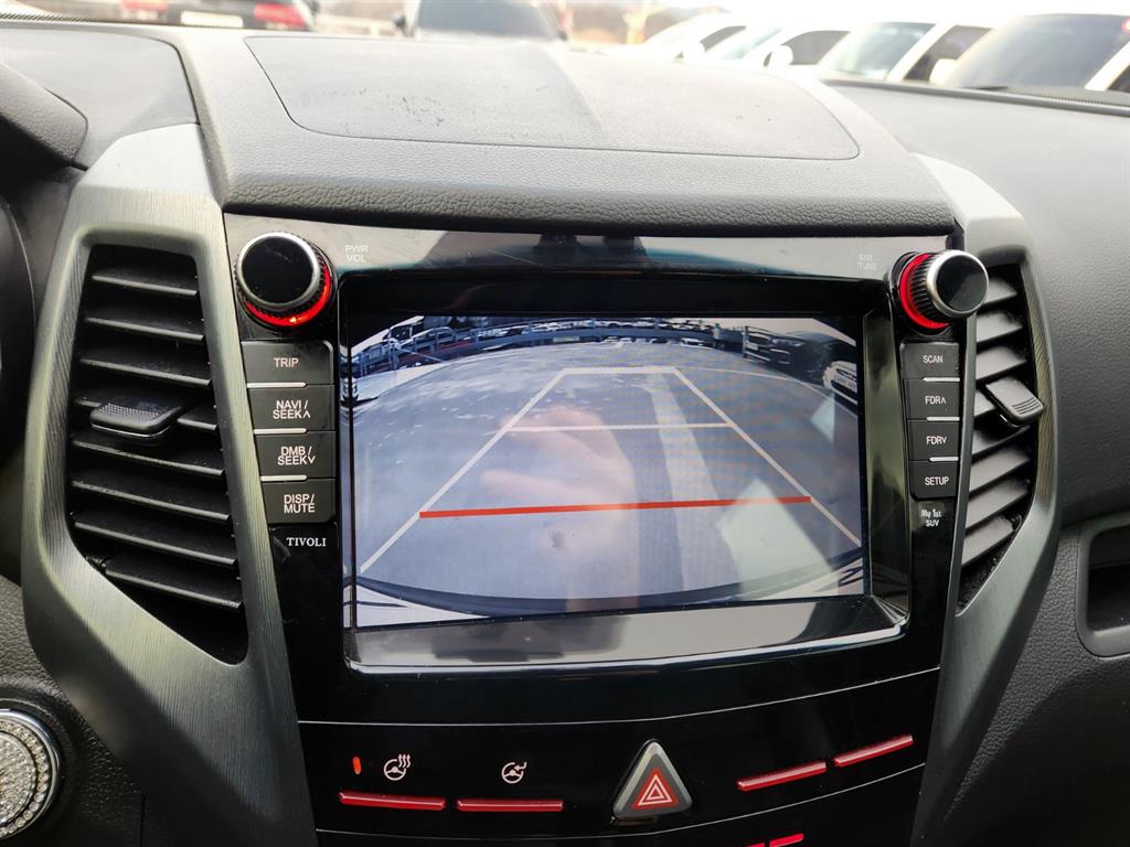 Ssangyong Tivoli 2018 Verde - Importación desde Corea - HF Imports Iquique - Foto 13