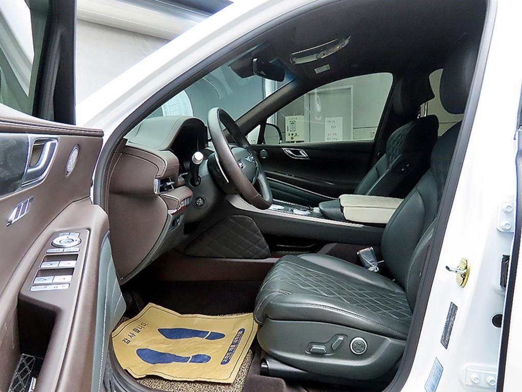 Genesis GV80 - Vista 5