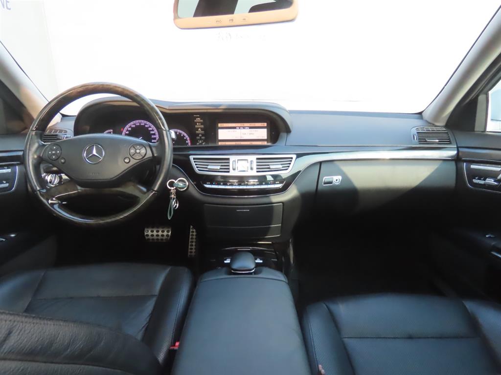 Mercedes Benz S Class - Vista 11