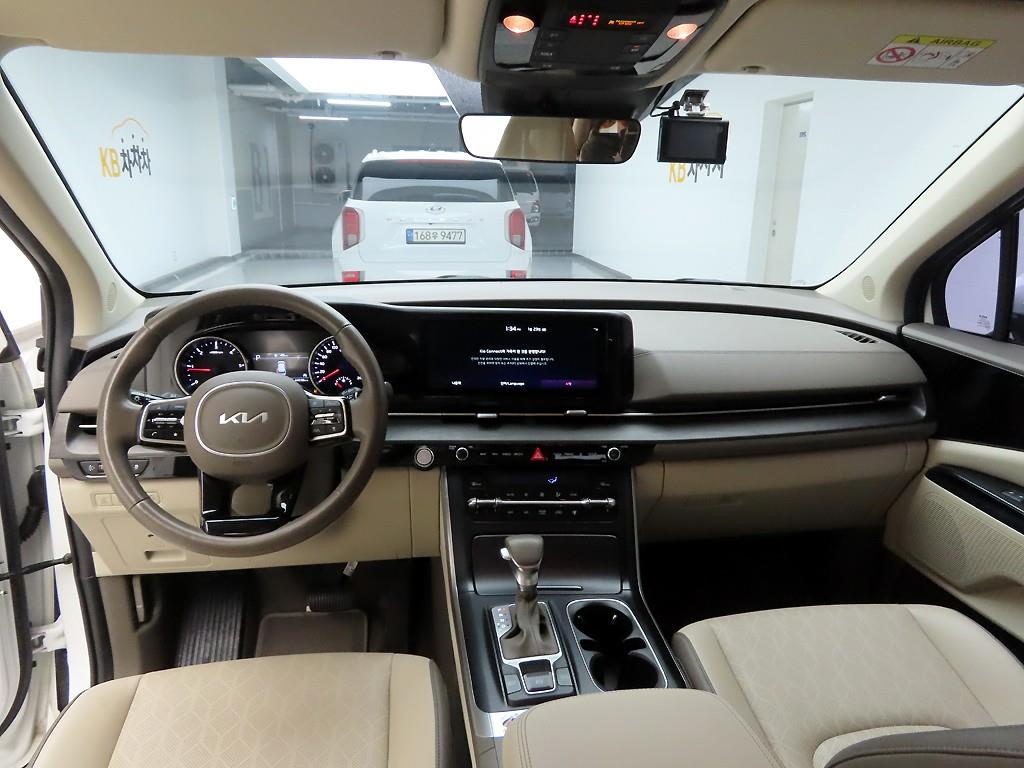 KIA Carnival - Vista 6