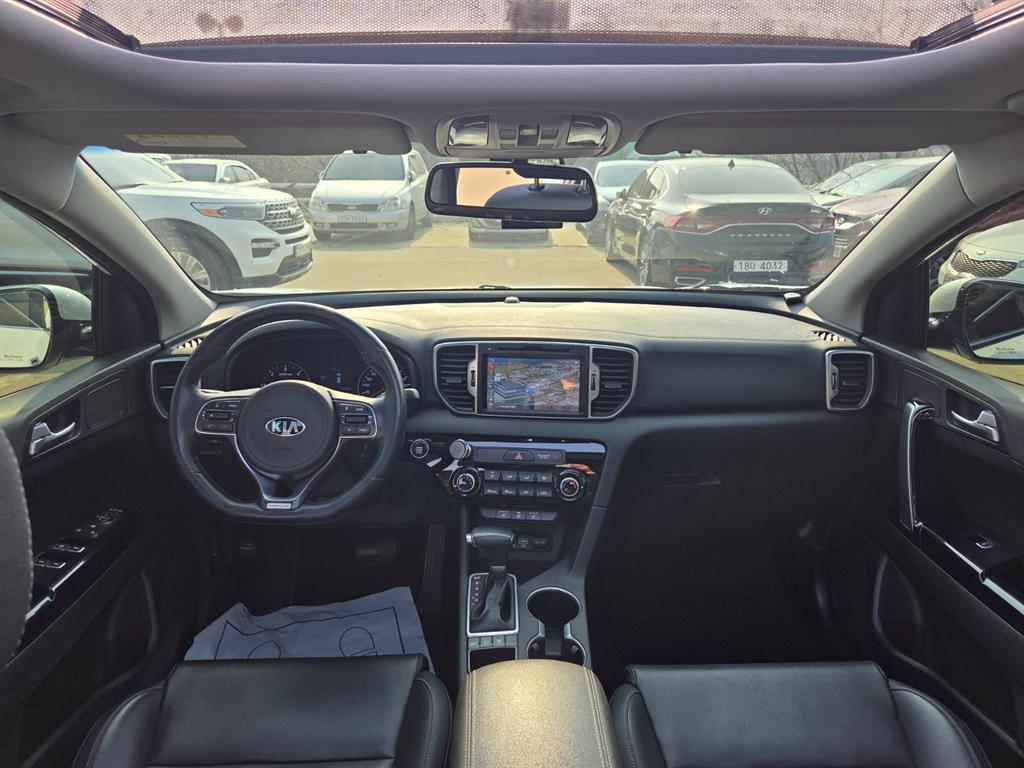 KIA Sportage - Vista 6