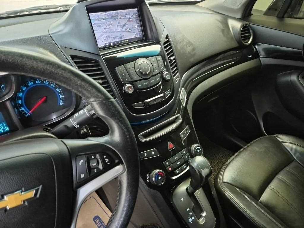 Chevrolet Orlando - Vista 10