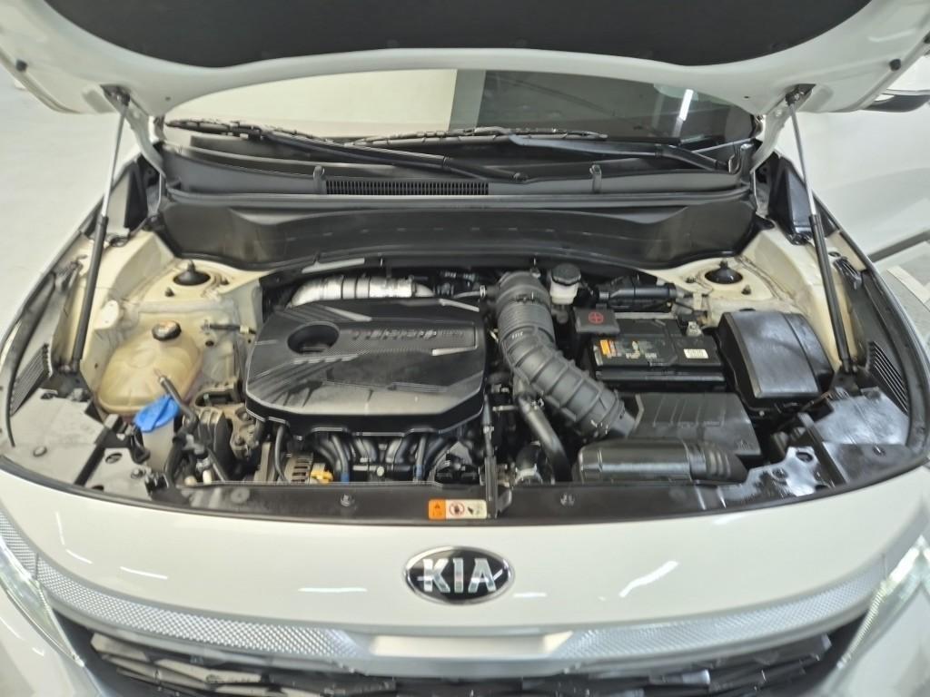 KIA Seltos - Vista 5