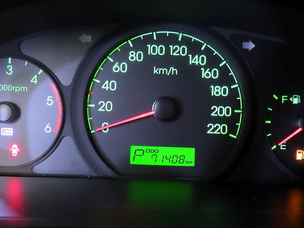 HYUNDAI Starex - Vista 10