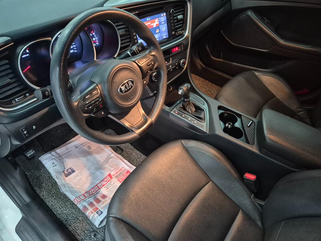KIA K5 - Vista 7