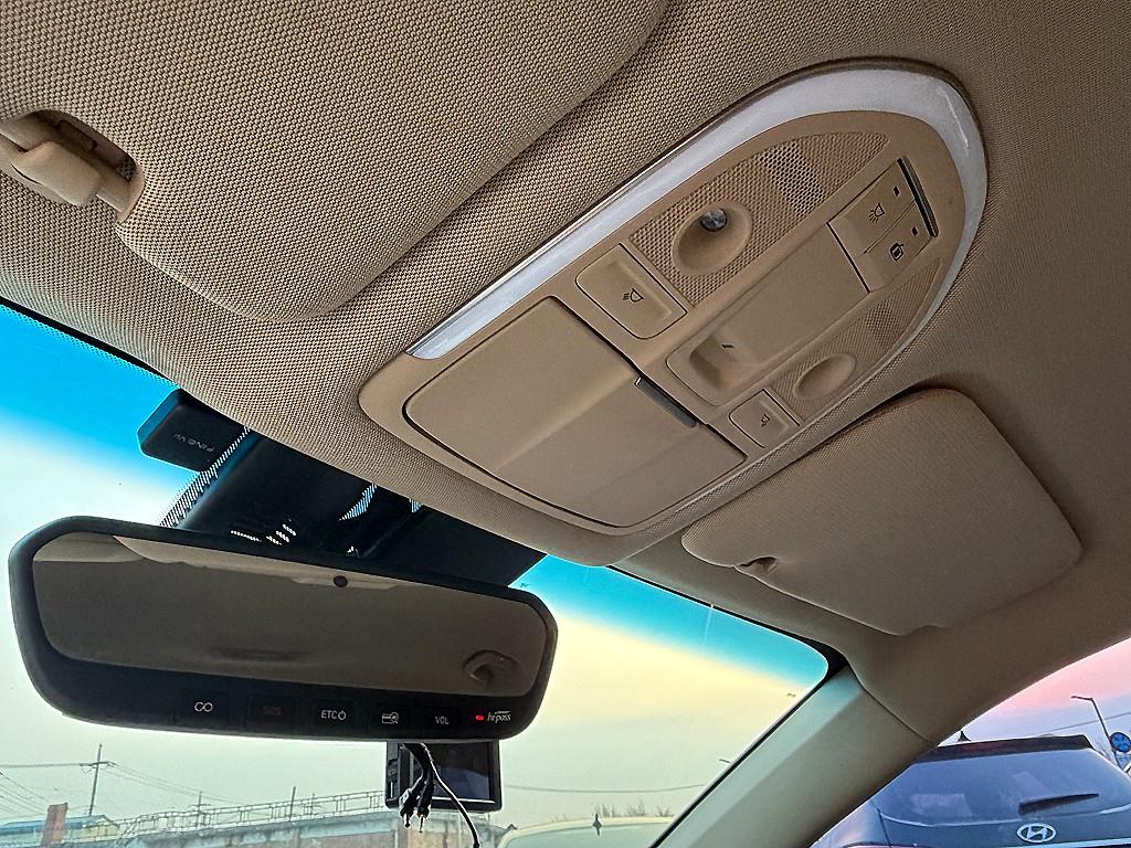 Genesis G80 2019 Negro - Importación desde Corea - HF Imports Iquique - Foto 14