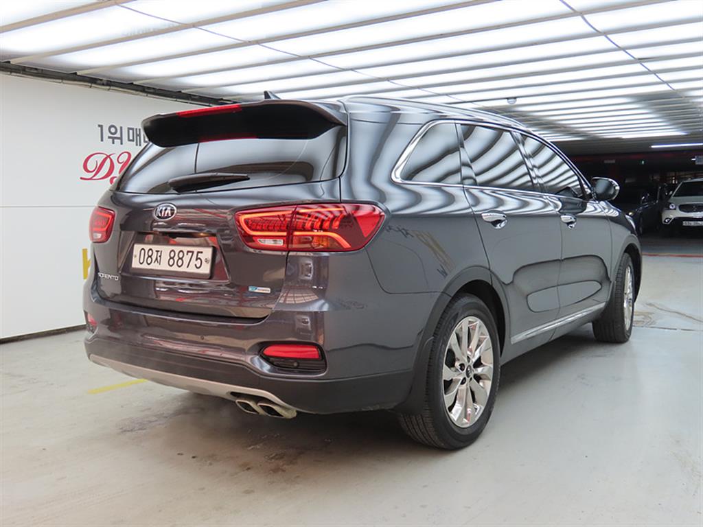 KIA Sorento - Vista 4
