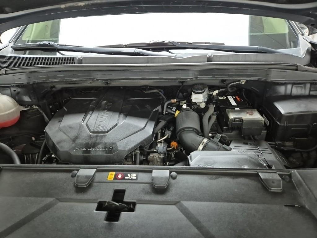 KIA Carnival - Vista 5