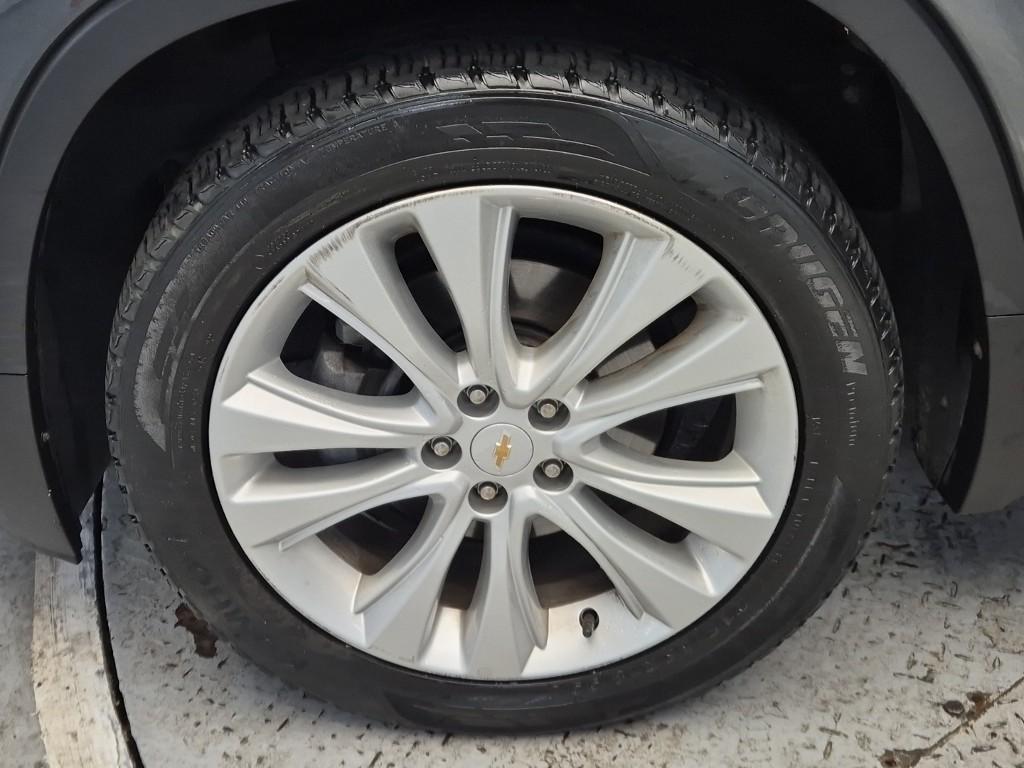 Chevrolet Trax 2018 Gris - Importación desde Corea - HF Imports Iquique - Foto 19