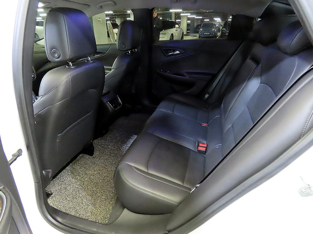 Chevrolet Malibu - Vista 7