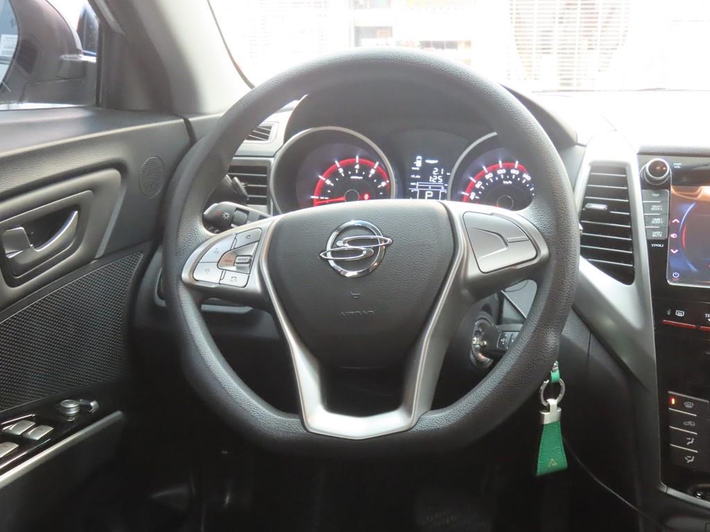 Ssangyong Tivoli 2015 - Importación desde Corea - HF Imports Iquique - Foto 16