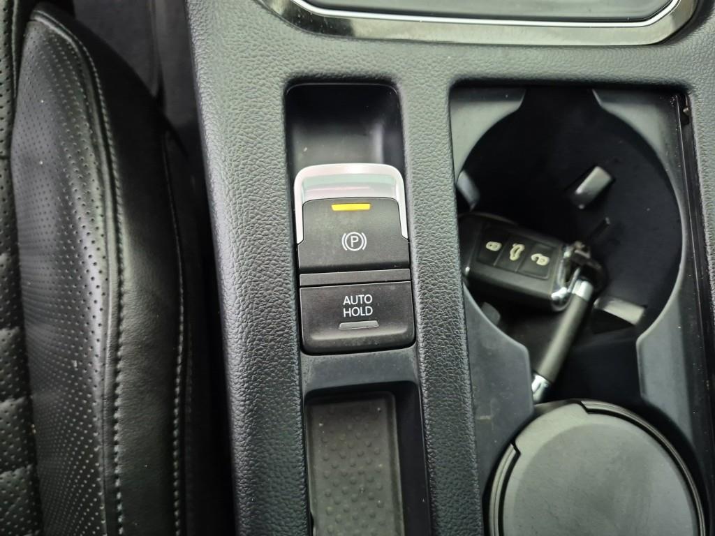 Volkswagen Passat 2018 Gris - Importación desde Corea - HF Imports Iquique - Foto 17