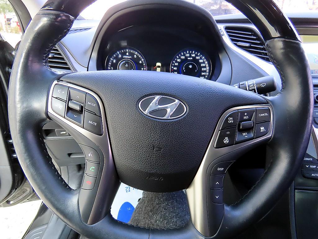 HYUNDAI Grandeur - Vista 8