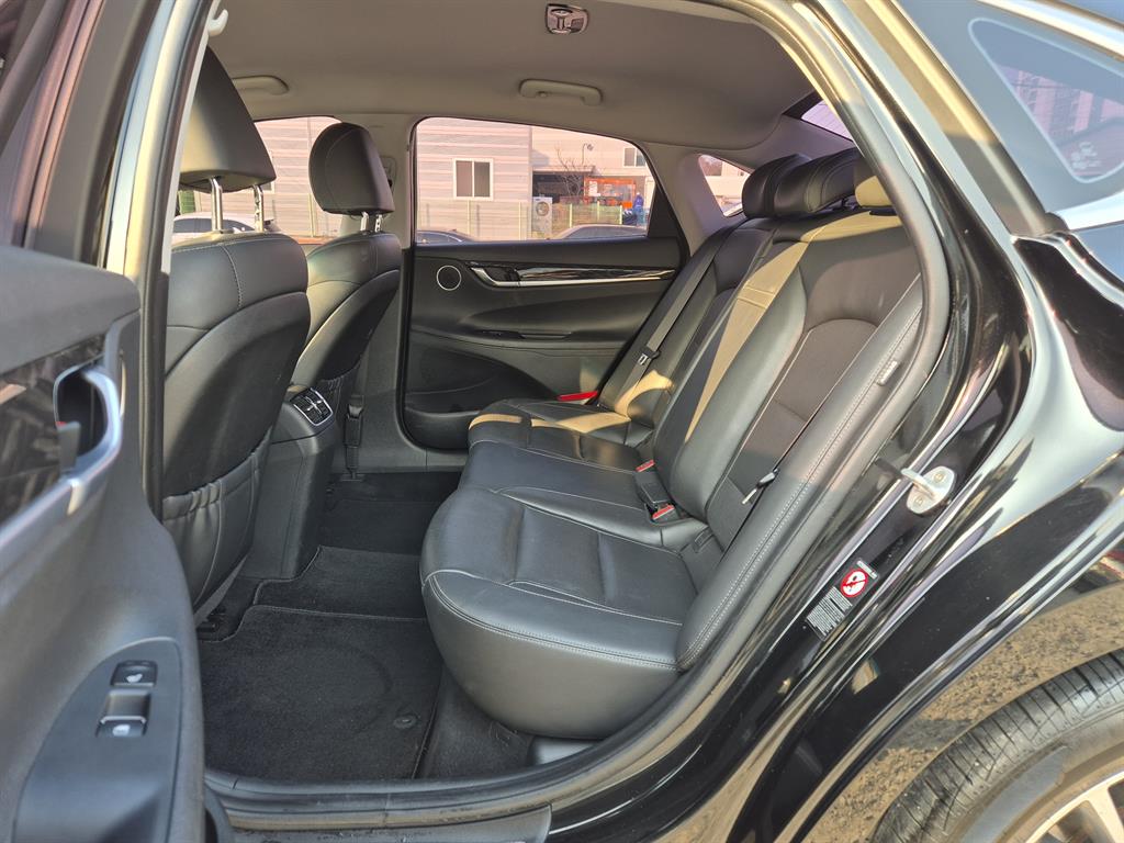 HYUNDAI Grandeur - Vista 8