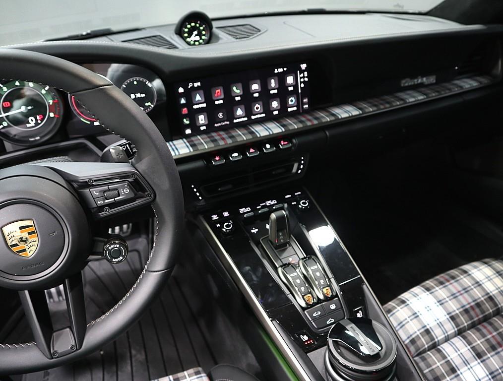 Porsche 911 - Vista 11