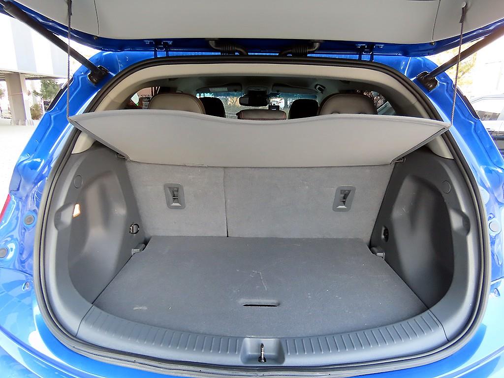 Chevrolet Bolt 2019 Azul - Importación desde Corea - HF Imports Iquique - Foto 17