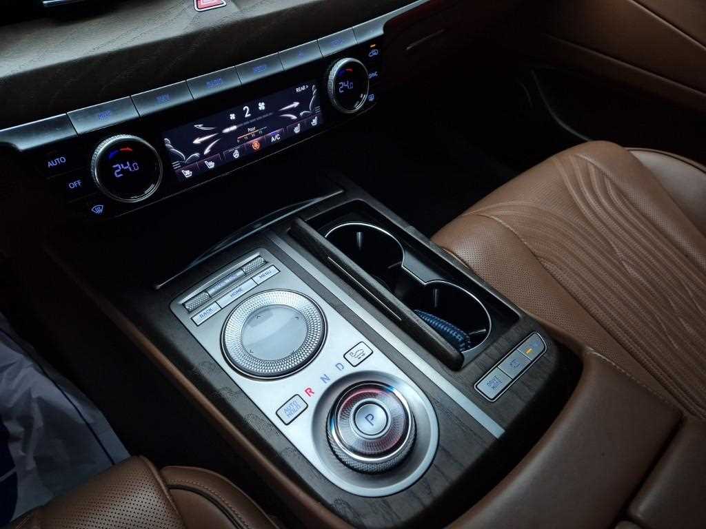 Genesis G80 - Vista 8