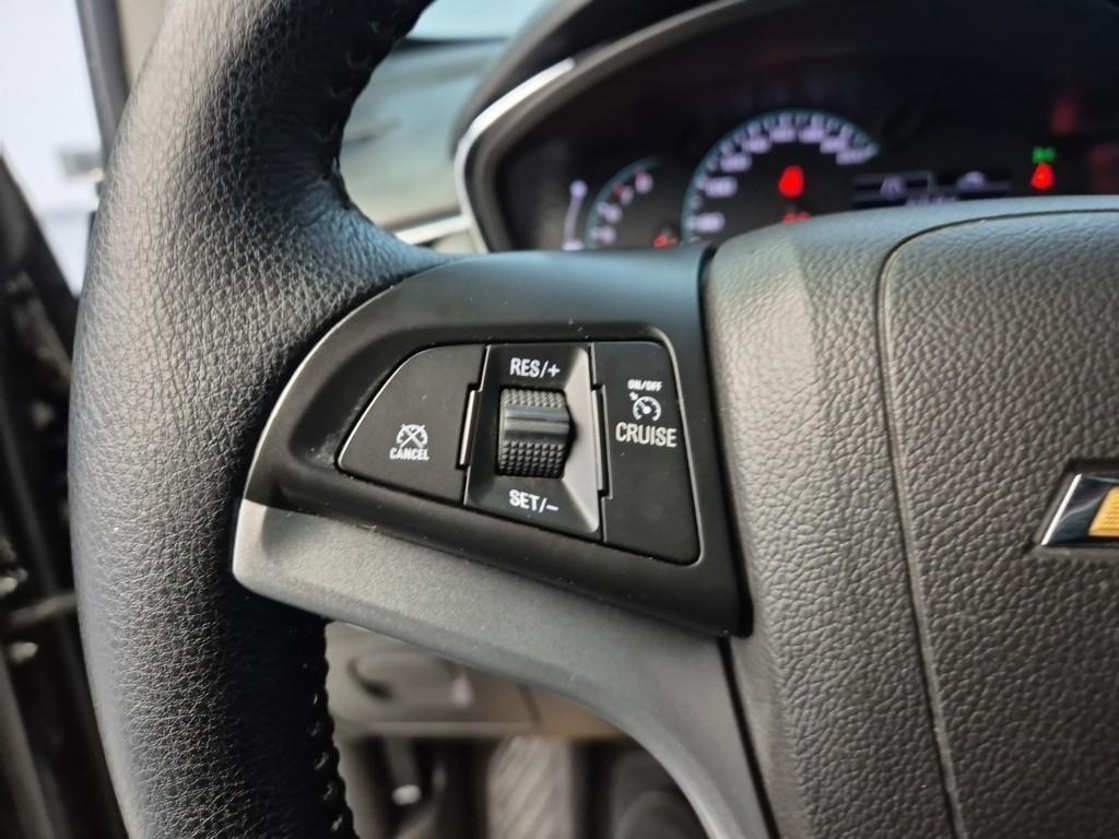 Chevrolet Trax 2018 Gris - Importación desde Corea - HF Imports Iquique - Foto 14