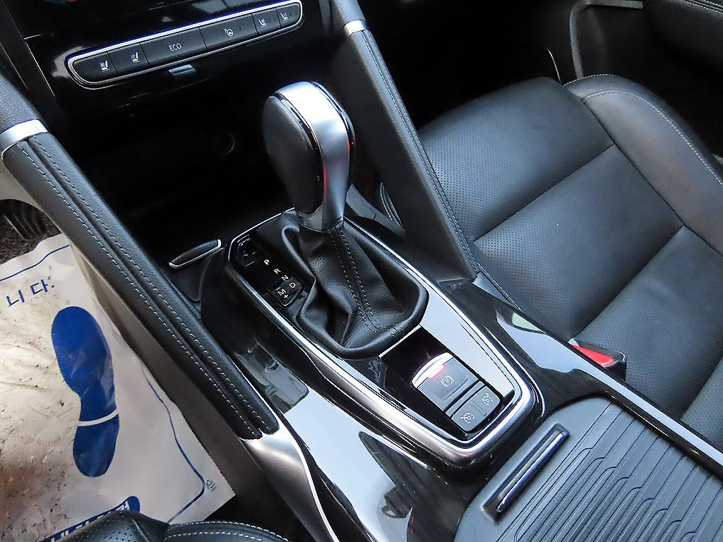 SAMSUNG QM6 - Vista 10