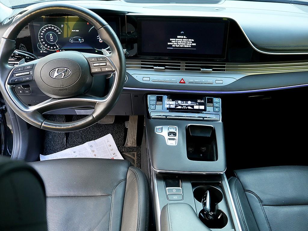 HYUNDAI Grandeur - Vista 9