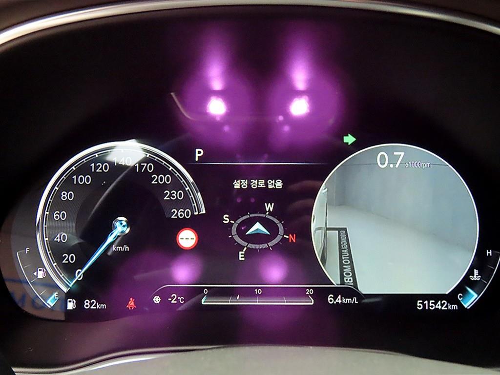 Genesis GV80 - Vista 8