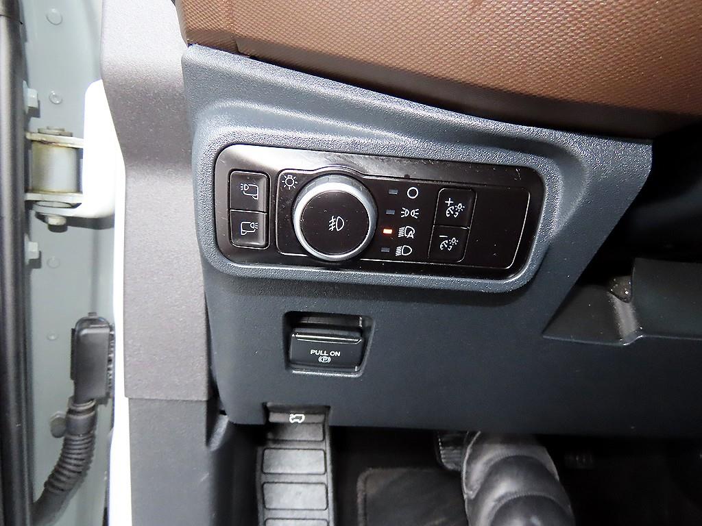 Ford Bronco - Vista 12